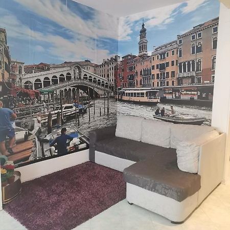 Zsuzsa Lak Appartement Mestre Buitenkant foto