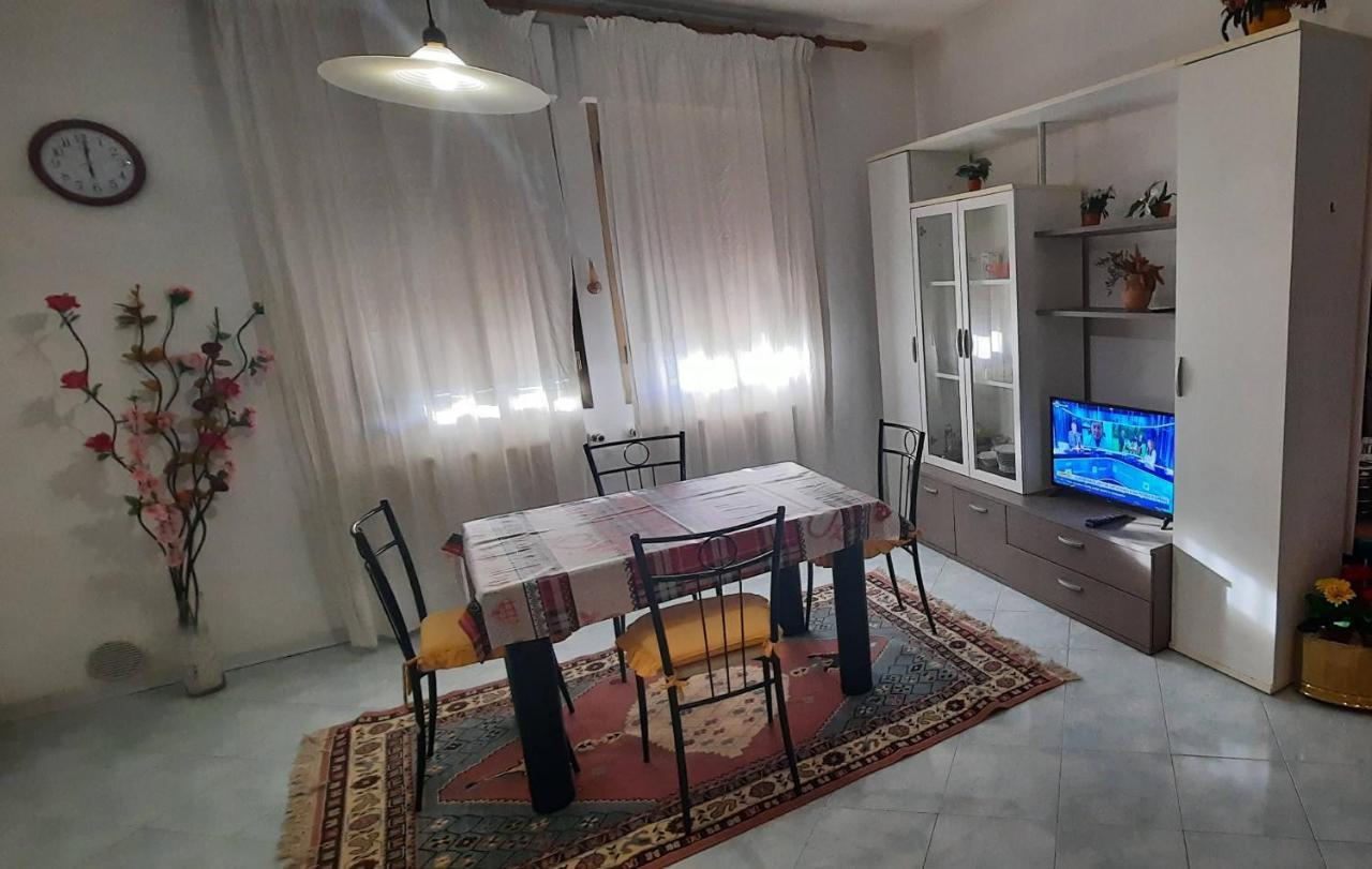 Zsuzsa Lak Appartement Mestre Buitenkant foto