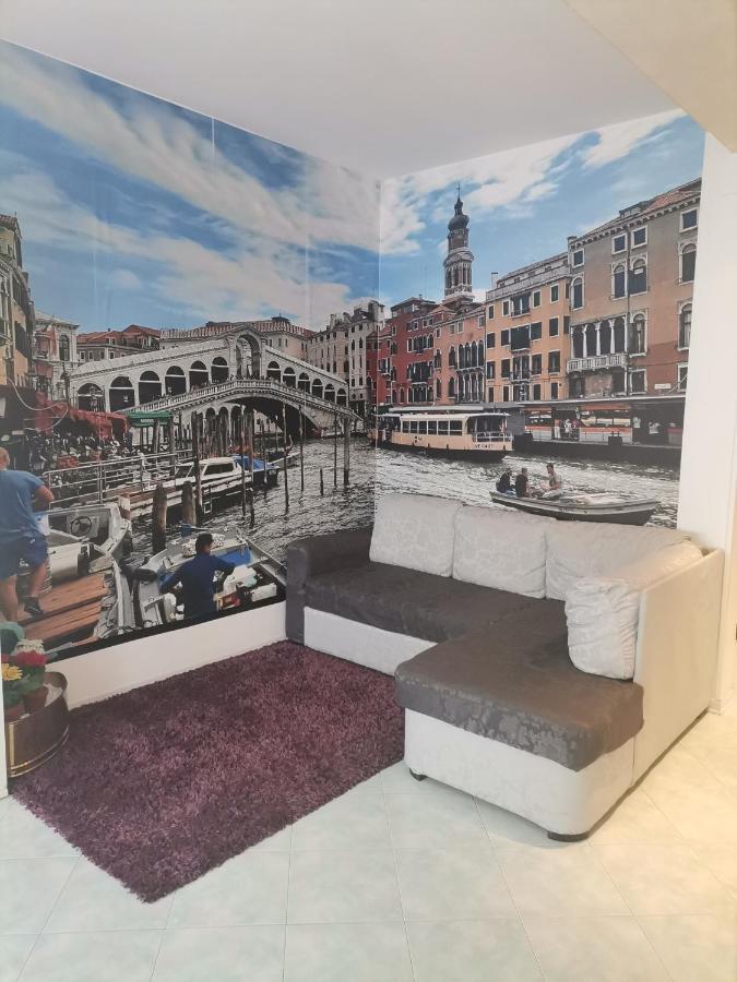 Zsuzsa Lak Appartement Mestre Buitenkant foto